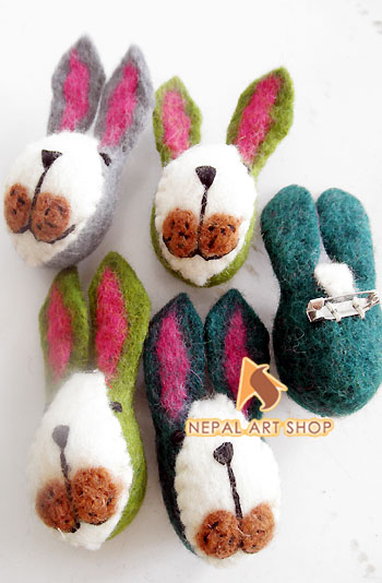Handmade Felt Creations felt creations, felt crafts, felt bags, felt wallets, felt animal figurines, handmade felt crafts, Nepal Art Shop, handmade felt creations