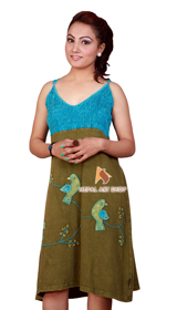 estilos de prendas de Nepal, diseño de prendas, vestidos casuales de moda, moda modesta, ropa boho, adornos de prendas, prendas de vestir Ropa,
chaquetas de algodón gheri, ropa de comercio justo de Nepal, ropa del Himalaya, información de ropa de Nepal