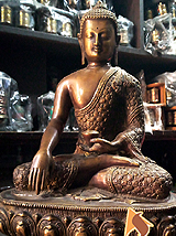 Tibetan Buddha statues, Nepal made Buddha statue, Buddhist statue, buddhist statue meanings, buddhism in Nepal, styles of buddha statues,
buddhist statues for sale