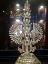 Chenresig statue, Avalokiteshvara Statue, Amitabha Buddha statues, Chenrezig Statue, Tibetan deties statue, Avalokiteswara statue, The Buddha of Compassion,
Statue, sculptures and figures of Tibetan Buddhist statue   