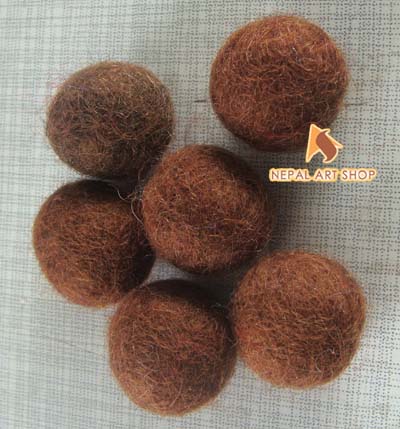 Felting wool balls and rugs projects, wool felt balls, felt wool rugs, wet felting, pom poms, nepal, wholesale, felt pom, diy felt, nepal, fair trade, felted wool, round rugs, pom pom