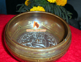 alte Klangschale alte Klangschale, tibetische Schalenmusik, buddhistische Klangschale, Großhandel Klangschalen, Himalaya Klangschalen Großhandel