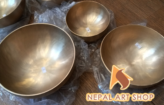 Tibetische handgefertigte Klangschalen, Tibetische Klangschalen Großhandel aus Nepal, Klangschalen-Meditation, Chakra-Klangschalen

Tibetische Klangschalen-Meditation, Himalaya-Klangschalen, Rin-Gongs, Himalaya-Schalen, Gongs, Heilende Klangschalen, Klangschalen Nepal