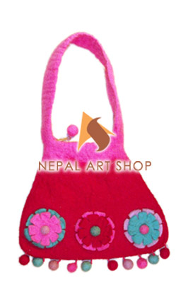 Felted Bag, Felt wool Bag, Tote Bags, Crossbody Bags, felt in nepal, felt and yarn, felt ball, felt industry, Nepal felt products