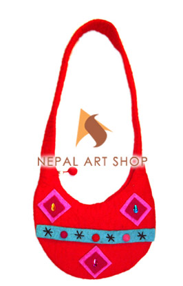 Felted Bag, Felt wool Bag, Tote Bags, Crossbody Bags, felt in nepal, felt and yarn, felt ball, felt industry, Nepal felt products